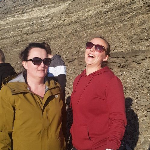 Hilma að segja eitthvað voða fyndið!