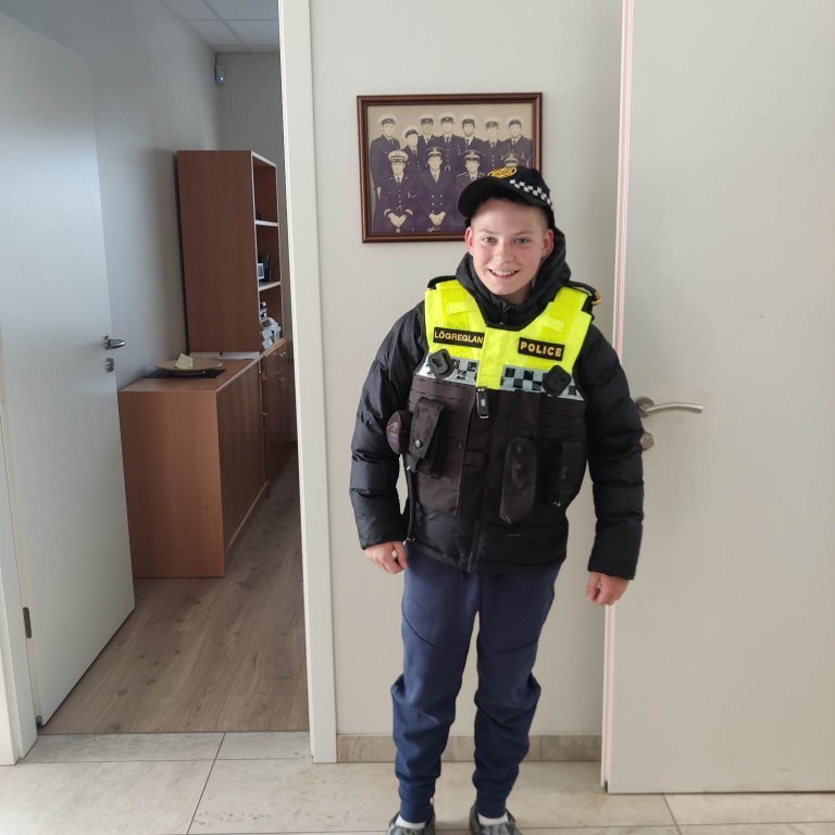 343553550_931041268203999_2652756338653876402_n