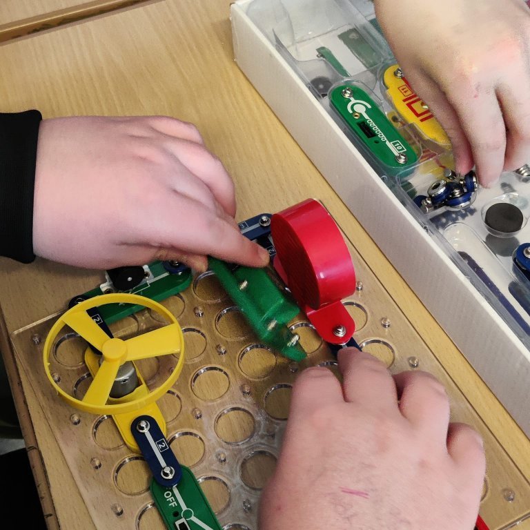 335867376_649535783601826_3468346000394449396_n