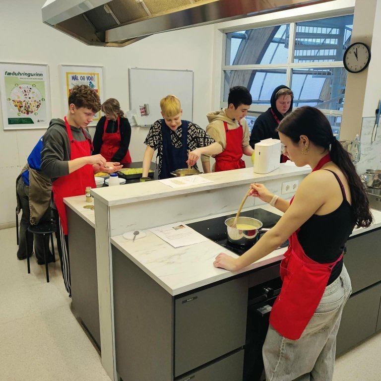 29d5e988-eab5-4ca8-a733-dd7ad53ce522