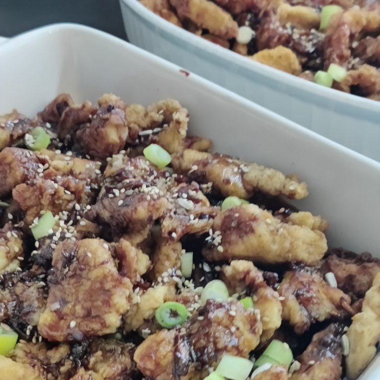 Djúpsteiktur kjúklingur með sætsterkri sósu, 8.bekkur