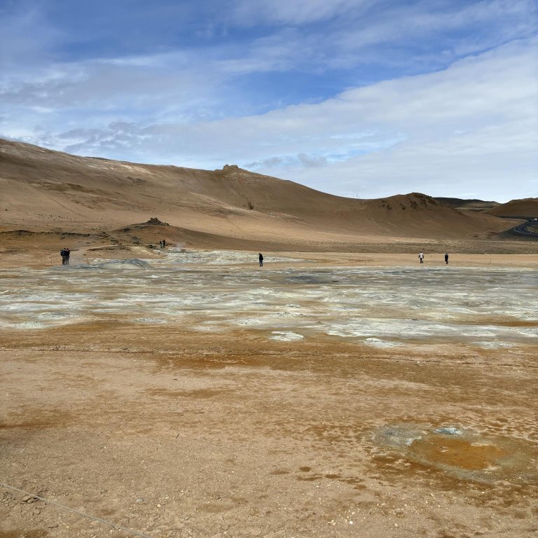 7ca64275-1a11-4a9f-a522-c3097596bdf5