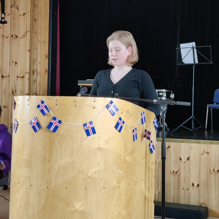 Petra Dögg Thomsen Hallgrímsdóttir frá Grunnskólanum á Þórshöfn