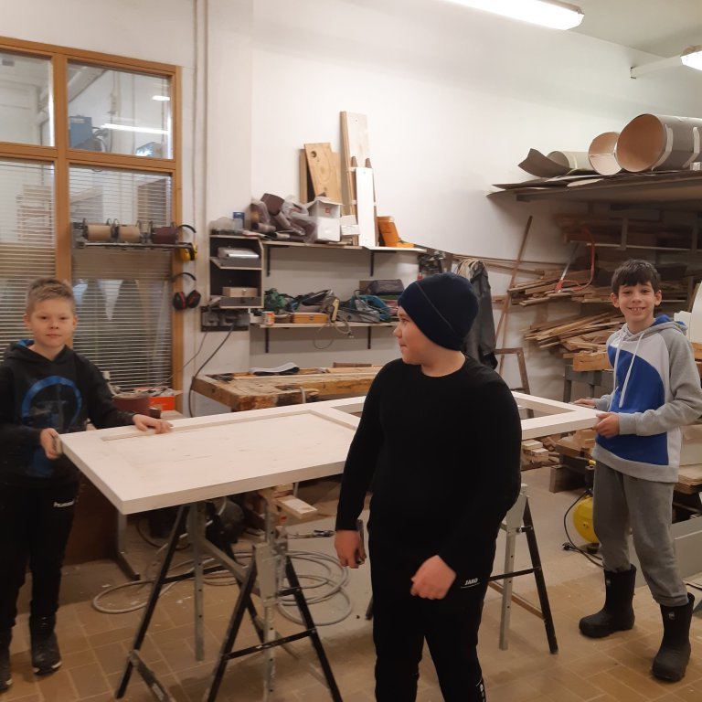 76765489_445759332799935_6200081854972821504_n