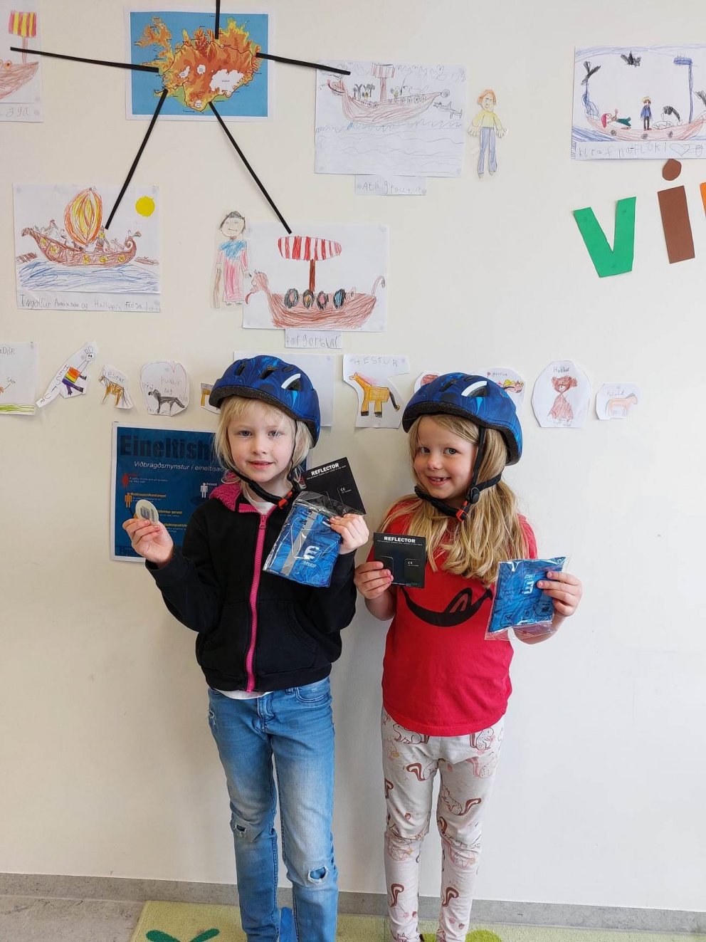 Hjálmar fyrir nemendur í 1.bekk