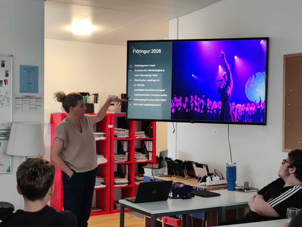 Kynning á Fiðringi, hæfileikakeppni grunnskólanna