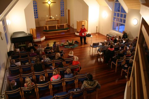 Kirkjuferð hjá 1. - 8. bekk