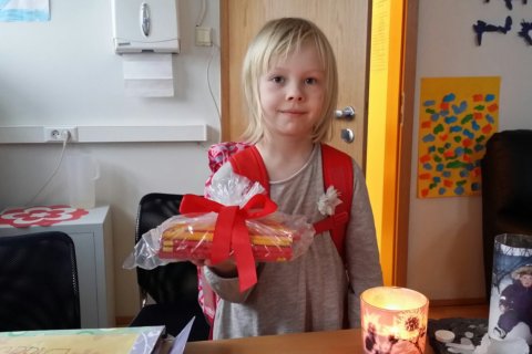 Dagný kom færandi hendi